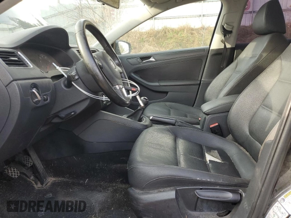 2011 Volkswagen Jetta SE с VIN 3VWBX7AJ5BM388229, выставлен на аукционе Copart как лот 83998094 с пробегом 147 981 миль миль и Чистый • Clean title. История ставок и продаж доступна на DreamBid. Изображение 7.