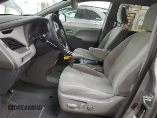 2018 Toyota Sienna LE Auto Access Seat with VIN 5TDKZ3DCXJS955049, listed as a Copart auction lot 56515175 with 75,293 mi miles and Salvage title. Bid and sale history available at DreamBid. Image 7.
