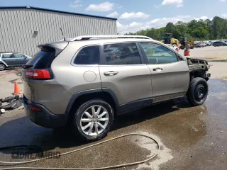 2016 Jeep Cherokee Limited with VIN 1C4PJMDS4GW363942, listed as a Copart auction lot 52027945 with 125,113 mi miles and Salvage Title. Bid and sale history available at DreamBid. Image 3.