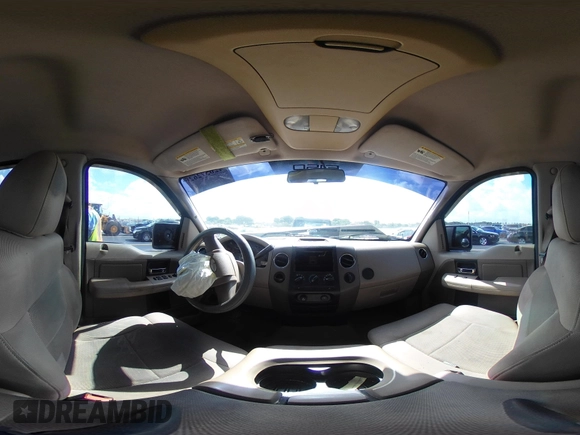 2006 Ford F-150 XLT с VIN 1FTPW12556FA47557, выставлен на аукционе IAAI как лот 42657262 с пробегом Не указан миль и . История ставок и продаж доступна на DreamBid. Изображение 19.