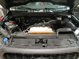 2023 Ford F-150 XL z VIN 1FTEW1CP9PKD21116, wystawiony jako Copart lot #81067055 z przebiegiem 19 760 mil mil oraz Czysty tytuł • Clean title. Historia ofert i sprzedaży dostępna na DreamBid. Obrazek 13.