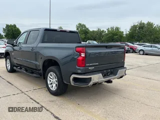 2019 Chevrolet Silverado 1500 LT with VIN 3GCUYDED2KG258404, listed as a Copart auction lot 54062065 with 134,667 mi miles and Clean Title. Bid and sale history available at DreamBid. Image 3.