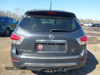 2014 Nissan Pathfinder SL z VIN 5N1AR2MM2EC701997, wystawiony jako IAAI lot #41984553 z przebiegiem 115 270 mil mil oraz . Historia ofert i sprzedaży dostępna na DreamBid. Obrazek 16.