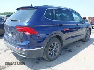 2022 Volkswagen Tiguan SE с VIN 3VV2B7AX7NM135263, выставлен на аукционе IAAI как лот 42632738 с пробегом 35 378 миль миль и . История ставок и продаж доступна на DreamBid. Изображение 4.