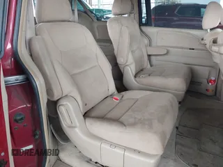2005 Honda Odyssey EX with VIN 5FNRL38485B411954, listed as a IAAI auction lot 42039034 with 220,966 mi miles. Bid and sale history available at carsss.com. Image 8.