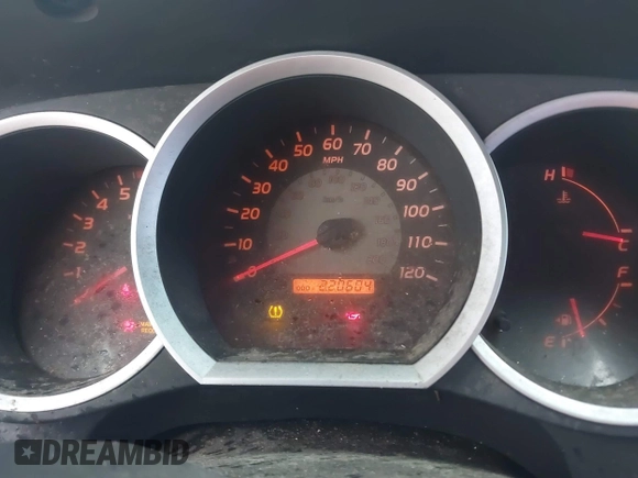 2006 Toyota Tacoma with VIN 5TENX22N26Z259670, listed as a IAAI auction lot 41067144 with 220,604 mi miles. Bid and sale history available at carsss.com. Image 7.