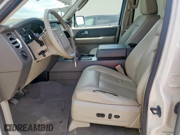 2008 Ford Expedition SSV with VIN 1FMFU15578LA20163, listed as a Copart auction lot 61676635 with 188,542 mi miles and Salvage title. Bid and sale history available at DreamBid. Image 7.