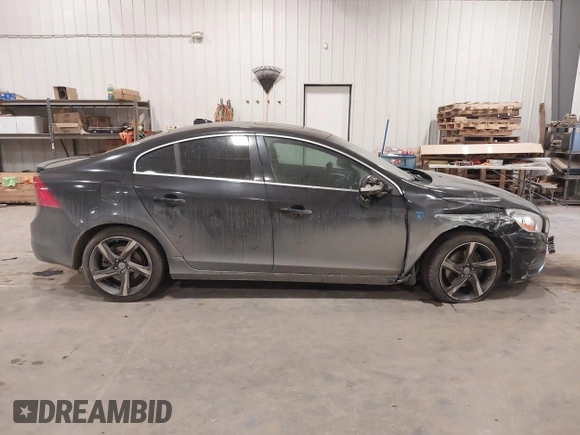 2012 Volvo S60 T6 with VIN YV1902FH7C2102334, listed as a IAAI auction lot 41469884 with 109,946 mi miles. Bid and sale history available at carsss.com. Image 13.