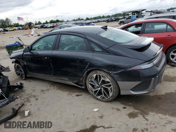 2023 Hyundai Ioniq 6 Preferred z VIN KMHM34ACXPA050798, wystawiony jako Copart lot #55333134 z przebiegiem 14 680 mil mil oraz Szkoda całkowita • Salvage title. Historia ofert i sprzedaży dostępna na DreamBid. Obrazek 2.