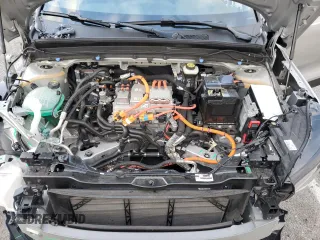 2023 Volvo C40 Recharge Pure Electric Ultimate with VIN YV4ED3GM1P2031404, listed as a Copart auction lot 41688304 with 11,695 mi miles and Salvage Title. Bid and sale history available at carsss.com. Image 12.