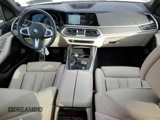 2022 BMW X7 xDrive40i with VIN 5UXCW2C03N9J24350, listed as a Copart auction lot 46865515 with 28,499 mi miles and Salvage Title. Bid and sale history available at carsss.com. Image 8.