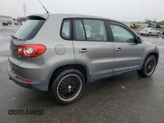 2009 Volkswagen Tiguan with VIN WVGCV75N19W511508, listed as a Copart auction lot 49271355 with 143,197 mi miles and Clean Title. Bid and sale history available at DreamBid. Image 3.