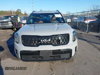 2024 Kia Telluride EX with VIN 5XYP3DGC7RG467467, listed as a IAAI auction lot 41057202 with 8,255 mi miles and . Bid and sale history available at carsss.com. Image 12.