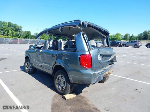 2005 Honda Pilot EX with VIN 2HKYF18405H565891, listed as a IAAI auction lot 39531740 with 112,701 mi miles. Bid and sale history available at carsss.com. Image 3.