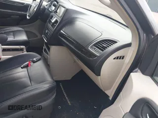 2015 Chrysler Town & Country Touring L with VIN 2C4RC1CG9FR646214, listed as a IAAI auction lot 42202486 with 184,555 mi miles and . Bid and sale history available at carsss.com. Image 5.