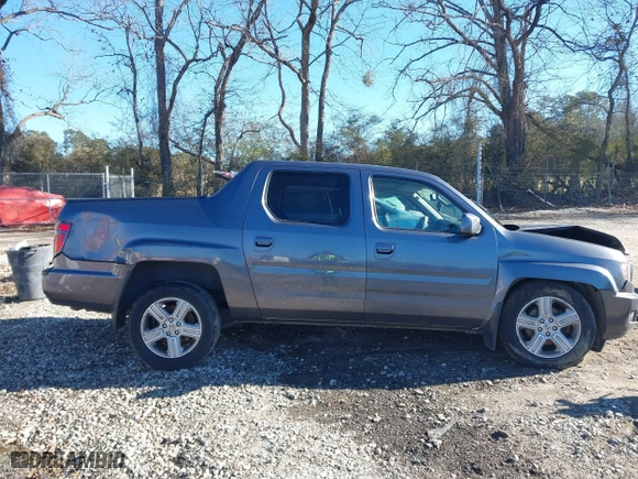2014 Honda Ridgeline RTL with VIN 5FPYK1F52EB002984, listed as a IAAI auction lot 41347361 with 162,015 mi miles. Bid and sale history available at carsss.com. Image 13.