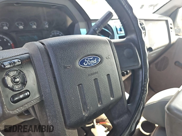 2015 Ford F-250 Lariat с VIN 1FT7W2B68FED12248, выставлен на аукционе IAAI как лот 42568032 с пробегом 301 100 миль миль и . История ставок и продаж доступна на DreamBid. Изображение 23.