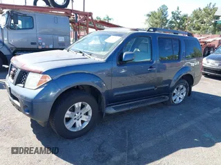 2005 Nissan Pathfinder SE with VIN 5N1AR18U05C741080, listed as a IAAI auction lot 40671277 with 215,693 mi miles. Bid and sale history available at carsss.com. Image 2.