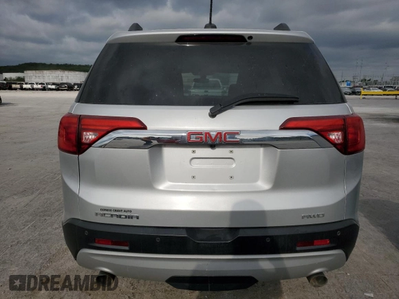 2017 GMC Acadia SLE z VIN 1GKKNSLSXHZ286146, wystawiony jako Copart lot #53025065 z przebiegiem 126 444 mil mil oraz Szkoda całkowita • Salvage title. Historia ofert i sprzedaży dostępna na DreamBid. Obrazek 6.
