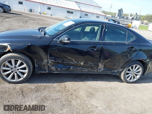 2009 Lexus IS 250 z VIN JTHCK262392027964, wystawiony jako IAAI lot #42110489 z przebiegiem 264 160 mil mil oraz . Historia ofert i sprzedaży dostępna na DreamBid. Obrazek 14.