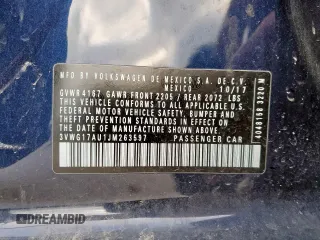 2018 Volkswagen Golf S z VIN 3VWG17AU1JM263597, wystawiony jako Copart lot #54077065 z przebiegiem 63 550 mil mil oraz Szkoda całkowita • Salvage title. Historia ofert i sprzedaży dostępna na DreamBid. Obrazek 13.
