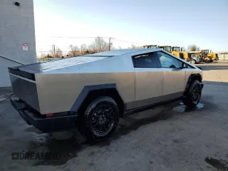 2024 Tesla Cybertruck Cyberbeast z VIN 7G2CEHEE3RA017028, wystawiony jako Copart lot #80123944 z przebiegiem 4 335 mil mil oraz Szkoda całkowita • Salvage title. Historia ofert i sprzedaży dostępna na DreamBid. Obrazek 3.