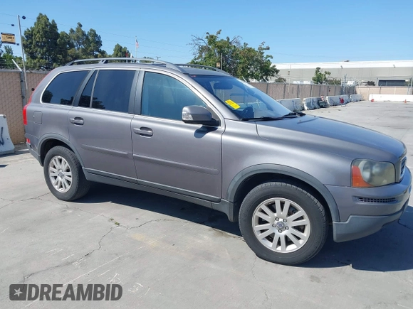 2008 Volvo XC90 I6 z VIN YV4CY982X81434509, wystawiony jako IAAI lot #42531755 z przebiegiem 58 141 mil mil oraz . Historia ofert i sprzedaży dostępna na DreamBid. Obrazek 1.