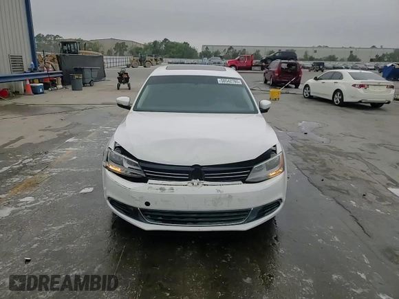 2013 Volkswagen Jetta SE z VIN 3VWDX7AJ9DM368707, wystawiony jako Copart lot #50542785 z przebiegiem 100 395 mil mil oraz Szkoda całkowita • Salvage title. Historia ofert i sprzedaży dostępna na DreamBid. Obrazek 13.