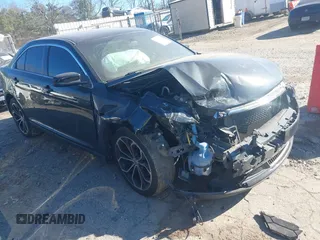 2013 Ford Taurus SHO z VIN 1FAHP2KT1DG173529, wystawiony jako IAAI lot #41343651 z przebiegiem 216 502 mil mil oraz . Historia ofert i sprzedaży dostępna na DreamBid. Obrazek 1.