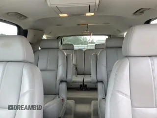 2007 Chevrolet Tahoe LT z VIN 1GNFC13087R397781, wystawiony jako Copart lot #80009594 z przebiegiem 262 747 mil mil oraz Szkoda całkowita • Salvage title. Historia ofert i sprzedaży dostępna na DreamBid. Obrazek 10.
