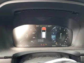 2019 Volvo V90 z VIN YV4A22NL9K1083953, wystawiony jako Copart lot #65525484 z przebiegiem 81 759 mil mil oraz Szkody całkowita. Historia ofert i sprzedaży dostępna na DreamBid. Obrazek 9.