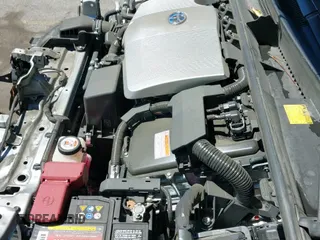 2017 Toyota Prius Plus with VIN JTDKARFP0H3039678, listed as a IAAI auction lot 43005760 with 86,792 mi miles and . Bid and sale history available at DreamBid. Image 20.