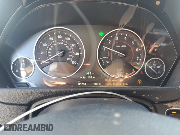 2019 BMW 4 Series 430i z VIN WBA4J1C56KBM16117, wystawiony jako Copart lot #56244725 z przebiegiem 85 754 mil mil oraz Szkoda całkowita • Salvage title. Historia ofert i sprzedaży dostępna na DreamBid. Obrazek 9.