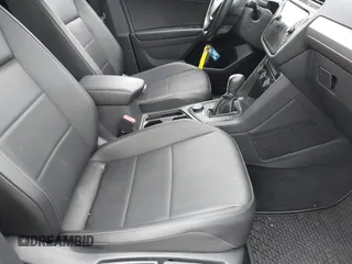 2018 Volkswagen Tiguan SEL с VIN 3VV2B7AX8JM102377, выставлен на аукционе IAAI как лот 42246183 с пробегом 77 349 миль миль и . История ставок и продаж доступна на DreamBid. Изображение 5.