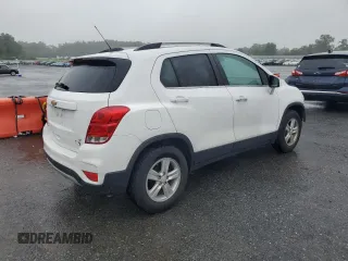 2020 Chevrolet Trax LT with VIN KL7CJLSB0LB043530, listed as a Copart auction lot 61128735 with 71,283 mi miles and Salvage title. Bid and sale history available at DreamBid. Image 3.