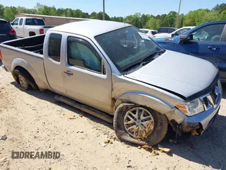 2021 Nissan Frontier SV z VIN 1N6ED0CF9MN717481, wystawiony jako IAAI lot #42054257 z przebiegiem 33 462 mil mil oraz . Historia ofert i sprzedaży dostępna na DreamBid. Obrazek 1.