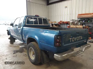 1995 Toyota Pickup с VIN JT4RN13P3S6071569, выставлен на аукционе IAAI как лот 41713298 с пробегом 233 817 миль миль и . История ставок и продаж доступна на DreamBid. Изображение 3.