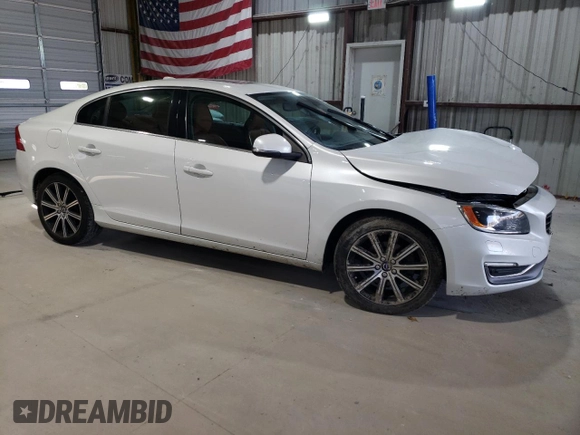 2018 Volvo S60 Inscription Platinum with VIN LYV402HM6JB162465, listed as a Copart auction lot 52248675 with 67,661 mi miles and Salvage title. Bid and sale history available at DreamBid. Image 4.
