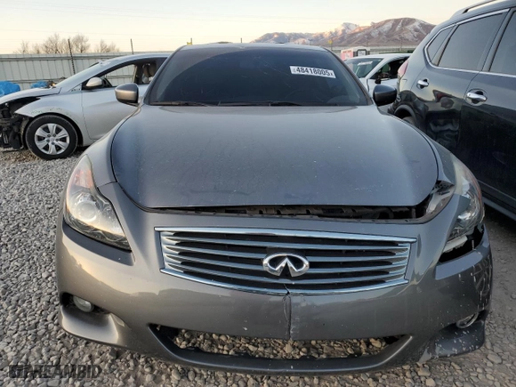 2014 Infiniti Q60 Coupe Journey with VIN JN1CV6EK2EM110269, listed as a Copart auction lot 48418005 with 104,010 mi miles and Salvage Title. Bid and sale history available at carsss.com. Image 5.