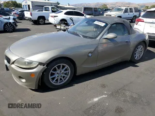 2005 BMW Z4 2.5i with VIN 4USBT33525LS53555, listed as a Copart auction lot 66960445 with 219,434 mi miles and Clean title. Bid and sale history available at DreamBid. Image 1.