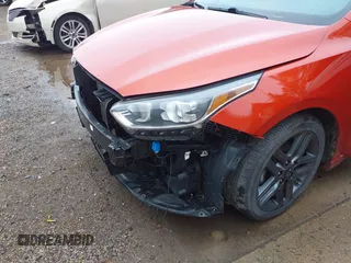 2020 Kia Forte GT-Line z VIN 3KPF34AD3LE260009, wystawiony jako IAAI lot #42308512 z przebiegiem 90 916 mil mil oraz . Historia ofert i sprzedaży dostępna na DreamBid. Obrazek 20.