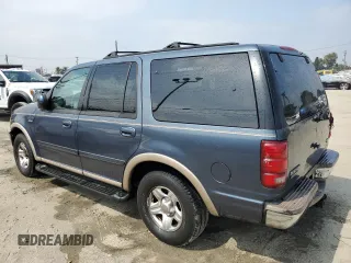 1998 Ford Expedition XLT with VIN 1FMRU17L8WLA61813, listed as a Copart auction lot 64687765 with 200,502 mi miles and Salvage title. Bid and sale history available at DreamBid. Image 2.