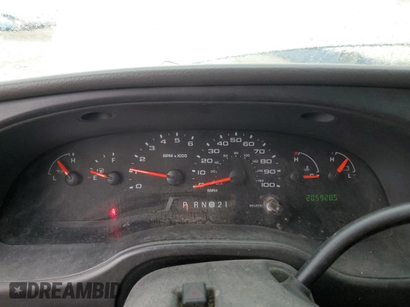 2006 Ford Econoline Cargo with VIN 1FTNE24W66DB08206, listed as a Copart auction lot 63474025 with 205,928 mi miles and Clean title. Bid and sale history available at DreamBid. Image 9.