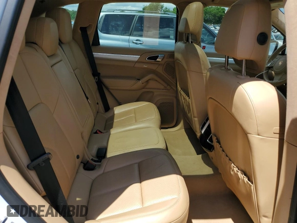 2014 Porsche Cayenne GTS с VIN WP1AD2A27ELA70118, выставлен на аукционе Copart как лот 56405945 с пробегом 179 529 миль миль и Списание • Salvage title. История ставок и продаж доступна на DreamBid. Изображение 11.
