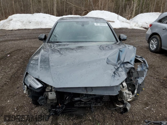 2018 Audi S4 Prestige z VIN WAUC4AF46JA001857, wystawiony jako Copart lot #47186315 z przebiegiem Nie podano mil oraz Szkody całkowita. Historia ofert i sprzedaży dostępna na DreamBid. Obrazek 5.