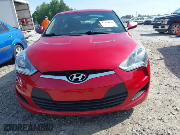 2013 Hyundai Veloster w/Gray Int with VIN KMHTC6AD8DU112810, listed as a IAAI auction lot 42144625 with 142,524 mi miles and . Bid and sale history available at DreamBid. Image 12.