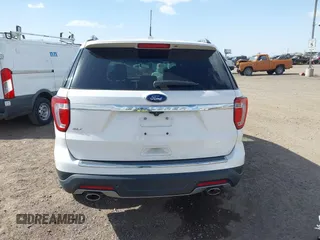 2018 Ford Explorer XLT with VIN 1FM5K7D87JGC94039, listed as a IAAI auction lot 41935900 with 46,939 mi miles and . Bid and sale history available at DreamBid. Image 16.