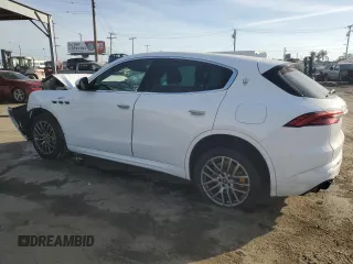 2023 Maserati Grecale GT z VIN ZN682AVA2P7418404, wystawiony jako Copart lot #44812895 z przebiegiem 33 382 mil mil oraz Szkoda całkowita • Salvage title. Historia ofert i sprzedaży dostępna na DreamBid. Obrazek 2.