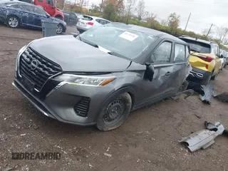 2023 Nissan Kicks S with VIN 3N1CP5BV0PL528992, listed as a IAAI auction lot 40750486 with 39,703 mi miles. Bid and sale history available at carsss.com. Image 2.
