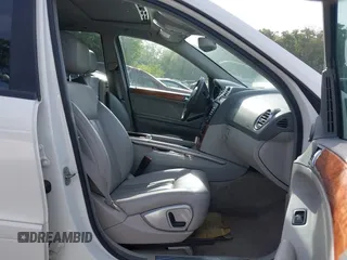 2006 Mercedes-Benz M 350 with VIN 4JGBB86E56A109010, listed as a IAAI auction lot 42236038 with Not Provided miles and . Bid and sale history available at DreamBid. Image 5.